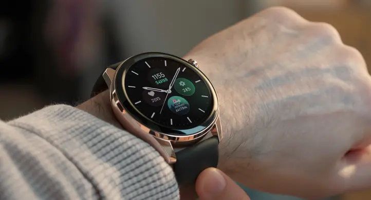 Novo Pixel Watch 4 chega ao mercado com design de tela curva, chamadas por satélite e inteligência do Gemini